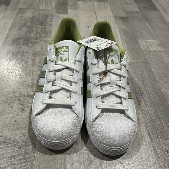 White magic Lime superstar - Picture 4 of 7